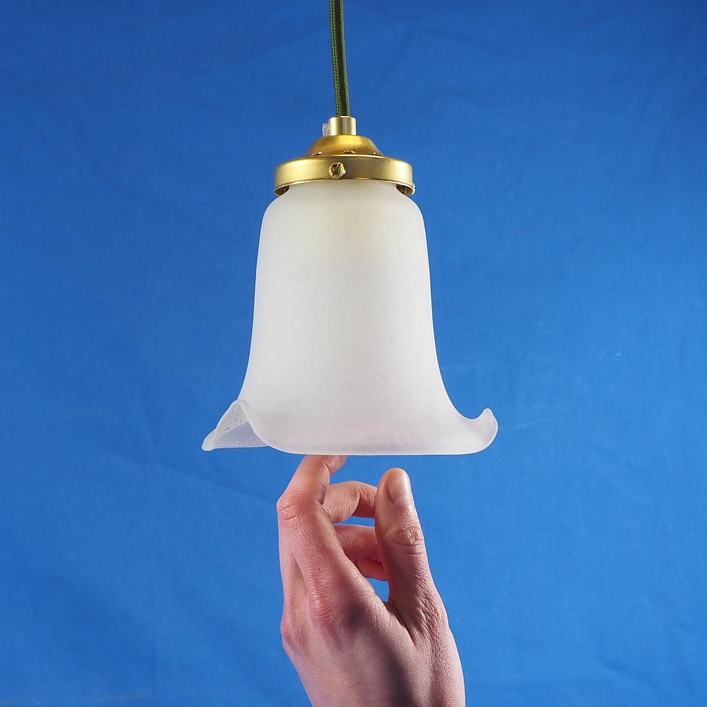 Hanging light 'Fairuz' in frosted glass
