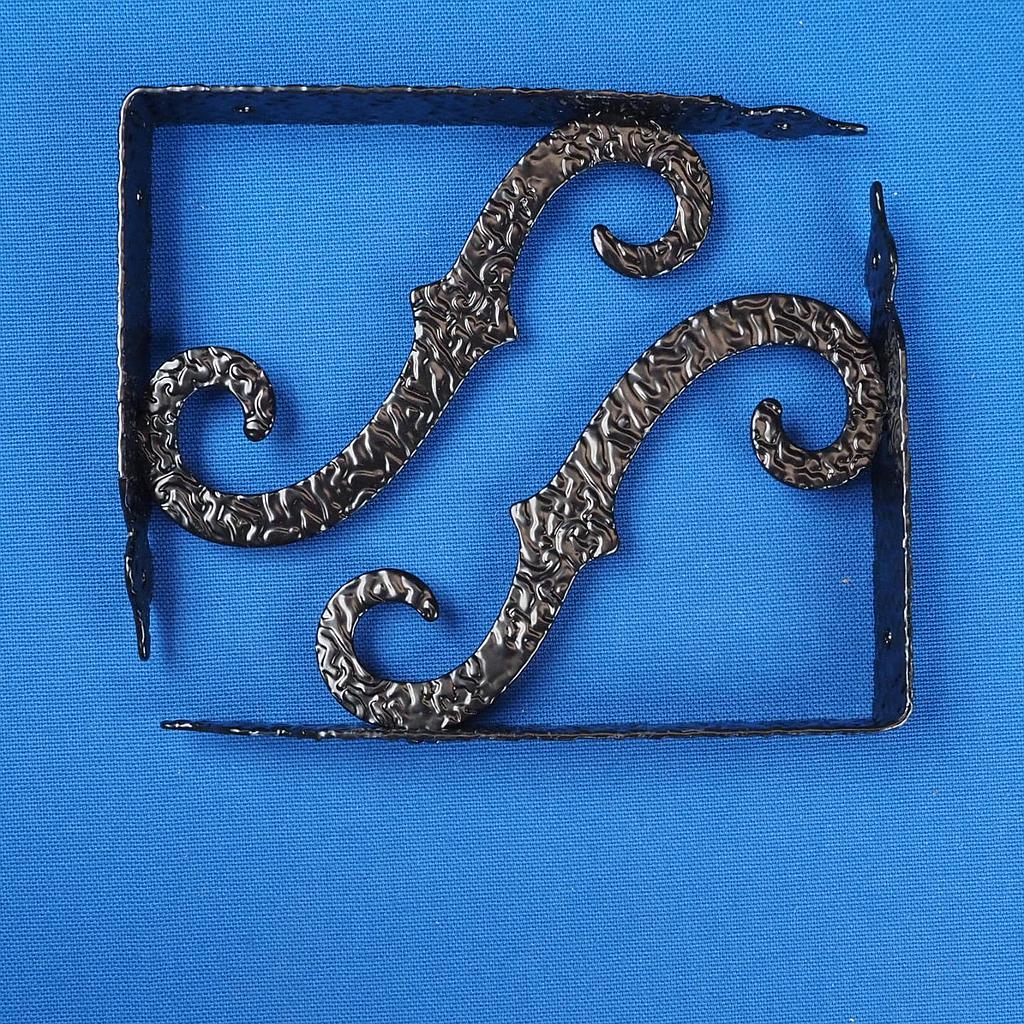 Pair of shelf brackets in wrought iron (15 cm x 11,2 cm)