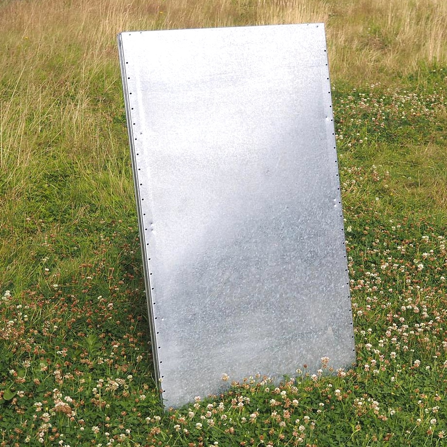 Galvanized steel panel from shelves by Bito (130 x 80 cm)