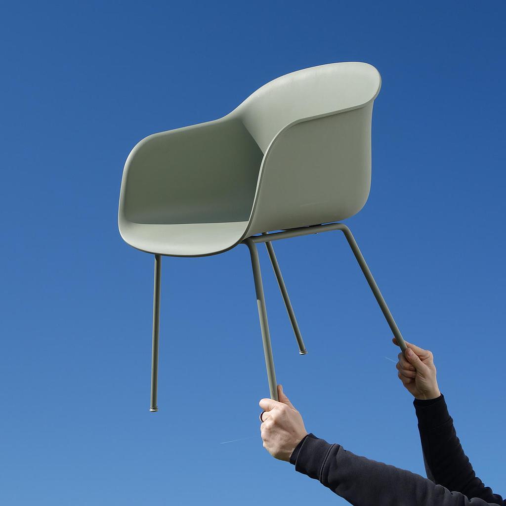 Armchair 'Fiber' by Muuto - Grey