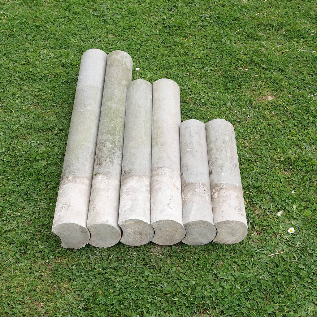 Interlocking palisade pole in recycled plastic by Govaplast (various lengths)
