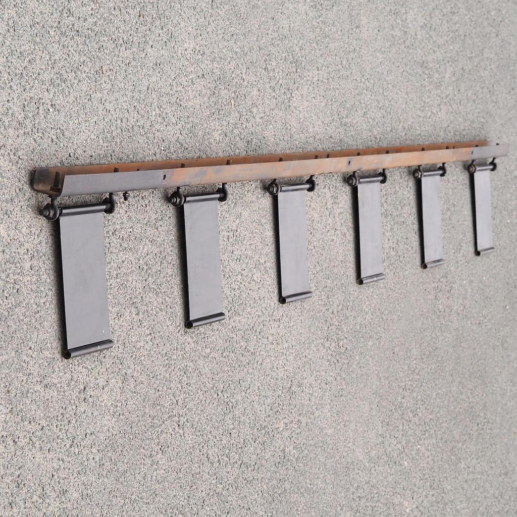 Structural ceiling profile in steel by Christophe Gevers from the Générale de Banque (L. 278 cm)