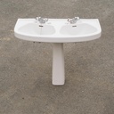 Double pedestal sink in glazed porcelain by Sphinx