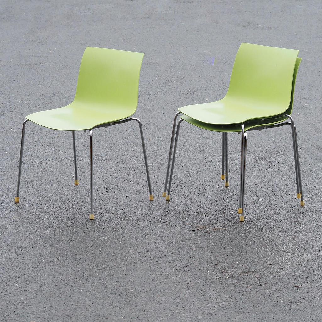 Stackable chair 'Catifa 46' by Lievore Altherr Molina for Arper (2004) - Green