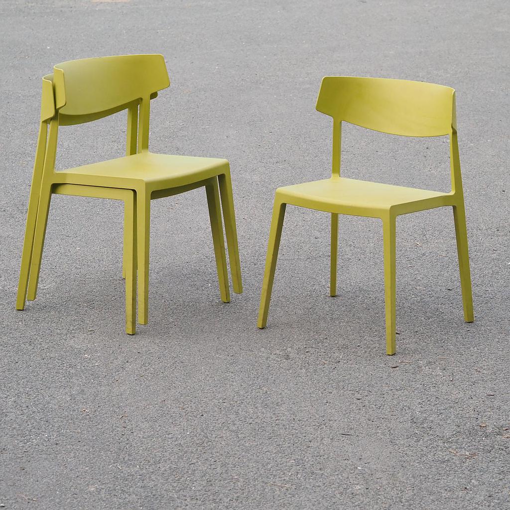 Stackable chair 'Wing' by Ramos & Bassols for Actiu