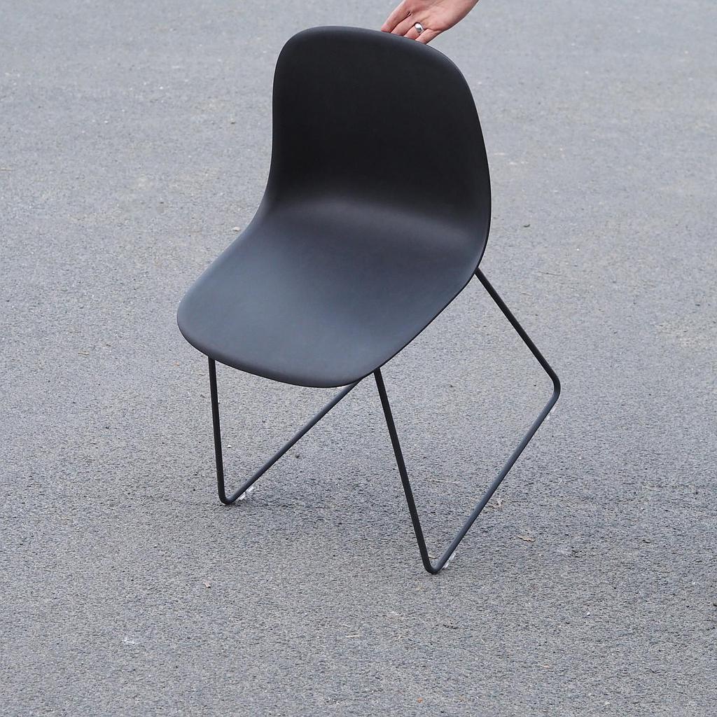 Chair 'Fiber' by Muuto - Black