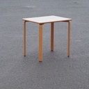 Rectangular table with beech legs and white laminated tabletop