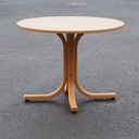 Round table with beech legs and wooden laminated tabletop