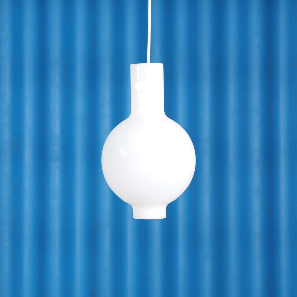 Hanging light 'Novecento M' by Ontwerpduo for Serax