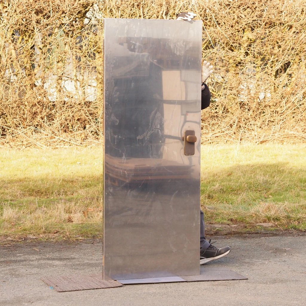 Door in stainless steel with bronze door handles by Jules Wabbes (H. 198,5 x 79 cm) - Left
