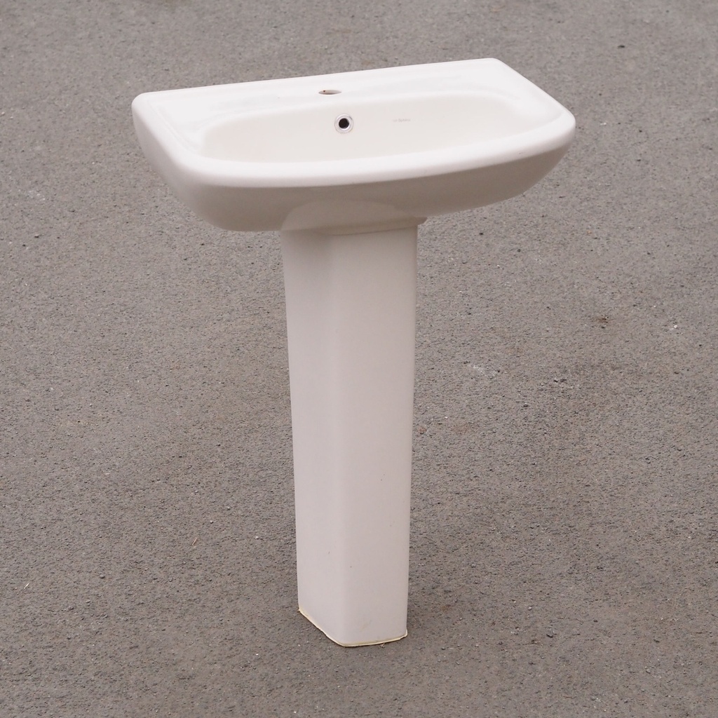 Pedestal bathroom sink in glazed porcelain by Sphinx
