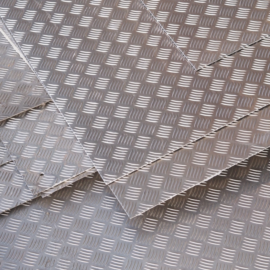 Aluminium checker plate (various sizes) - Only available in our physical shop