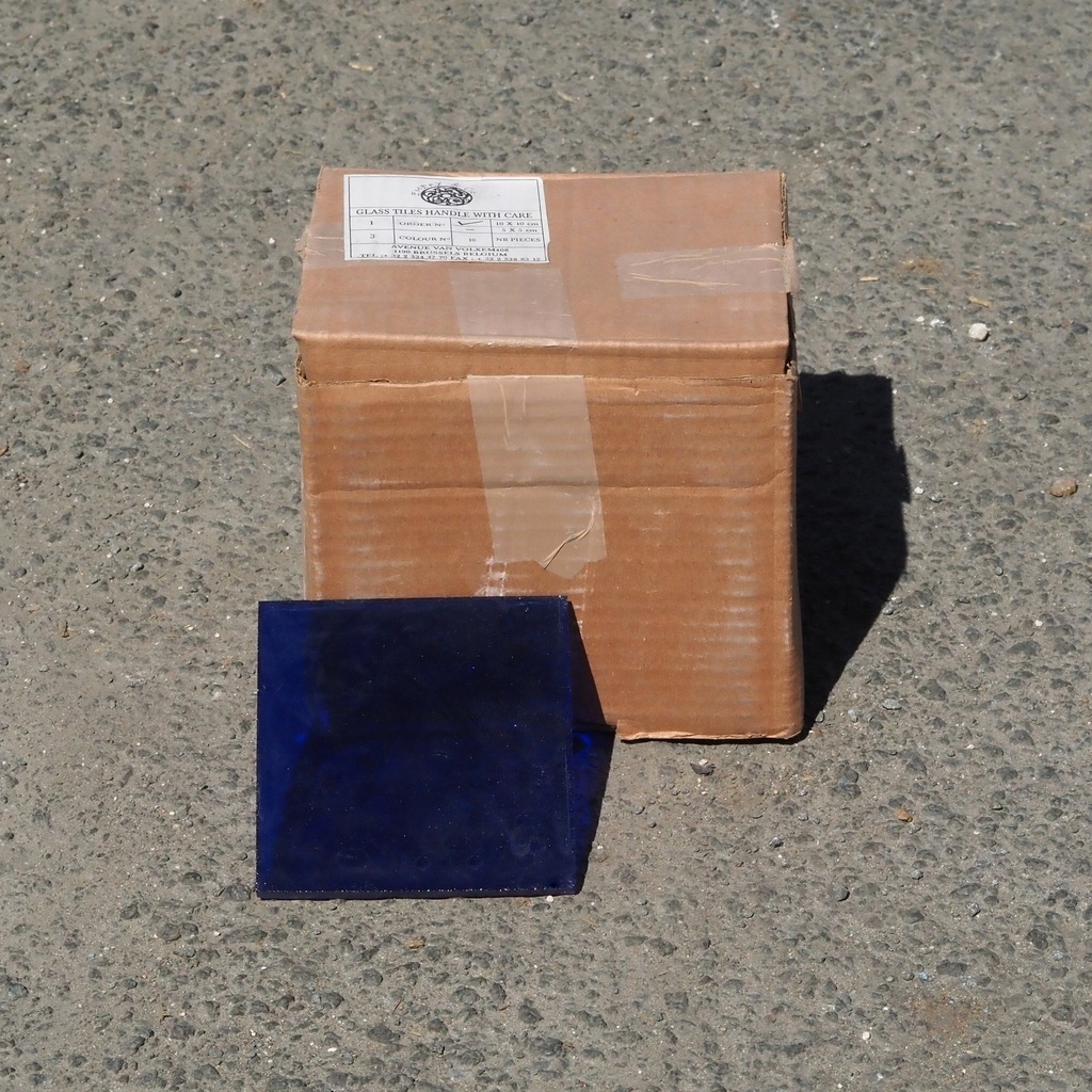 Box of 10 handmade wall tiles by Emery&Cie (10 x 10 cm) - Blue