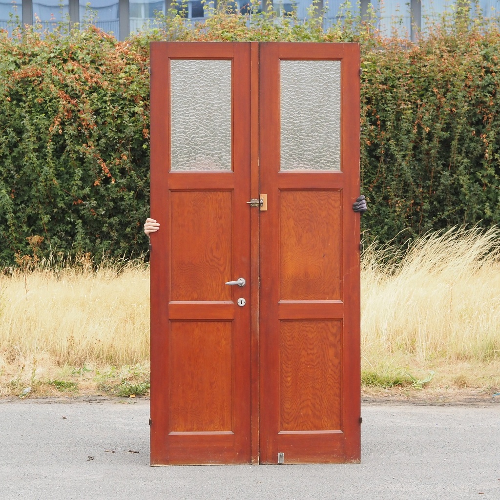 Double door in varnished solid pine with flemish glass panels (H. 250 x W. 123 cm) - Right