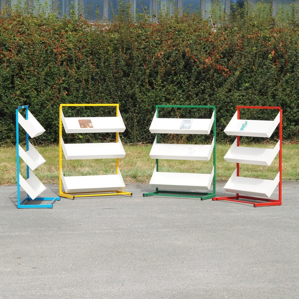 Library slanted display in powder coated steel (H. 145 x L. 104 cm)