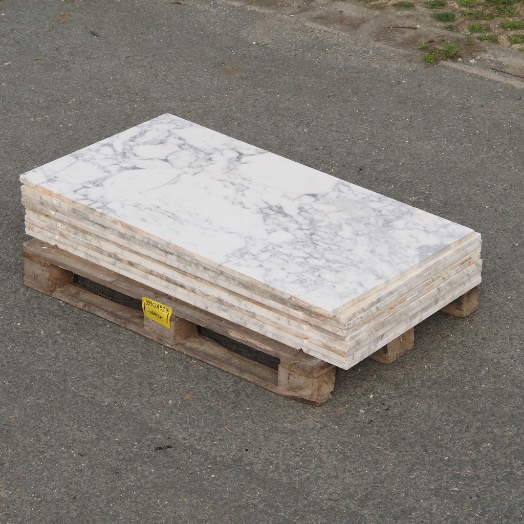 Batch of reclaimed white marble slabs (± 8 m²)