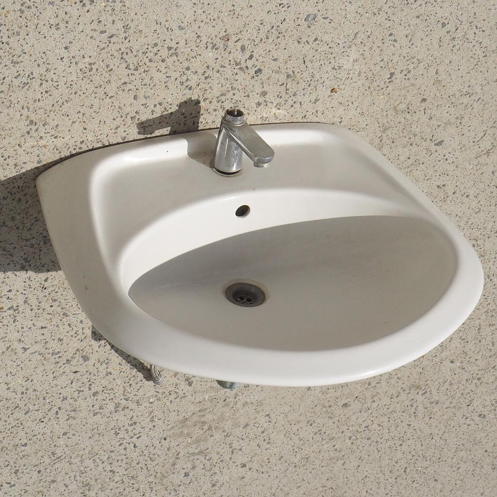 [999SAN832] Bathroom sink