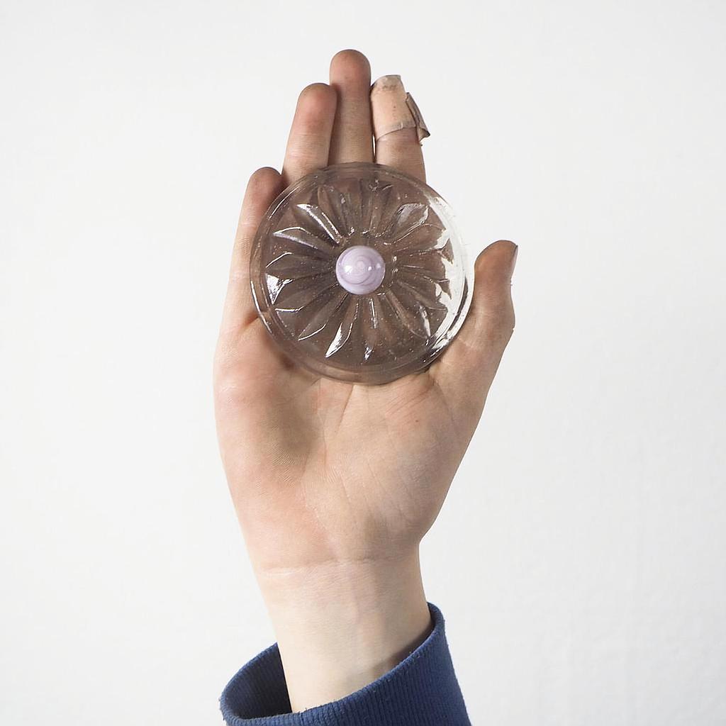 [951CLA002] Decorative rosace for Marbrite tiles by 'Verreries de Fauquez'