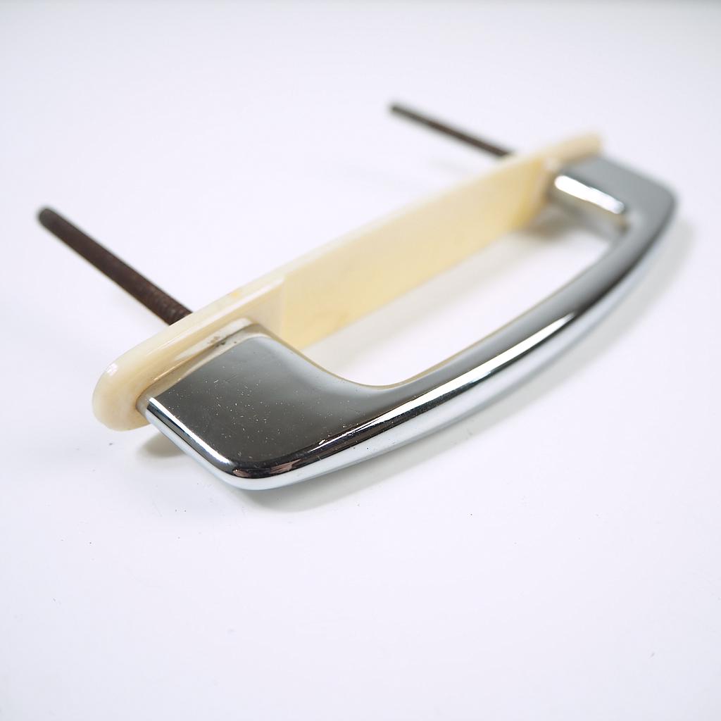 Chromed and &quot;ivory&quot; cabinet handle