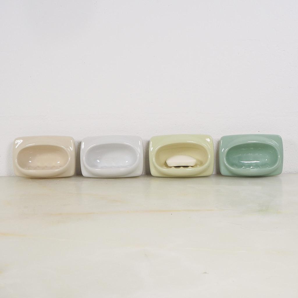 Small recessed soap holder in porcelain (ca. 1970)