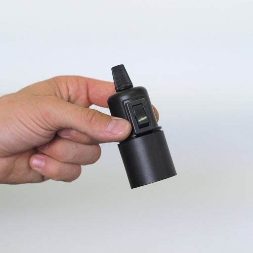 [999LIG933] Black plastic E27 socket with lamp switch