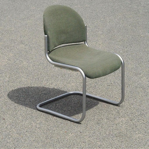 Cantilever chair by Mauser (ca. 1990)
