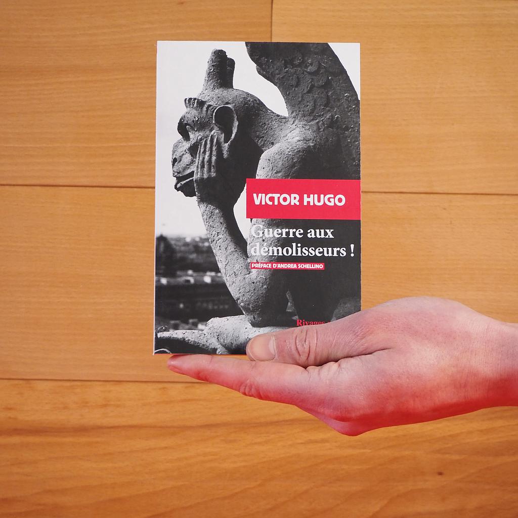 [998PUB132] Book ‘Guerre aux démolisseurs’ by Victor Hugo