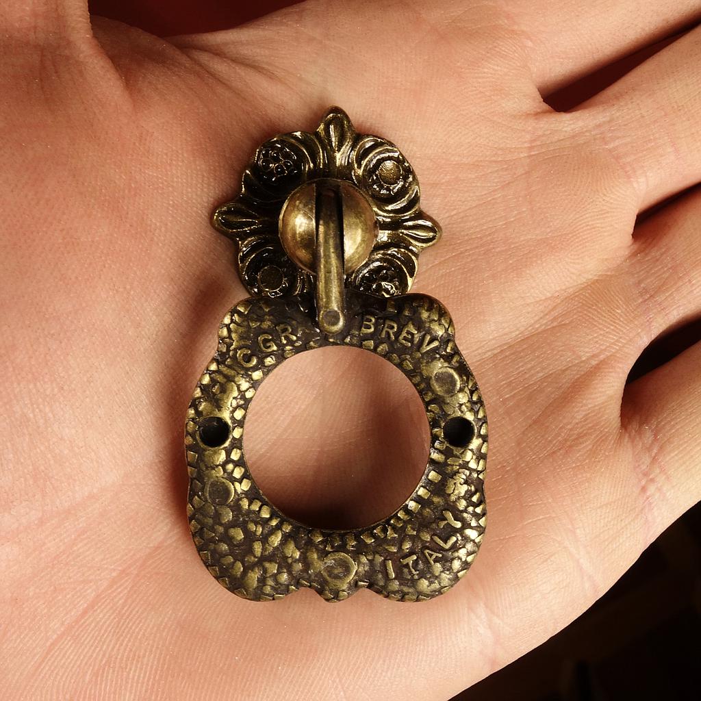 [183HAR061] Tiny cabinet pull handle in smoked brass by 'CGR BREV'