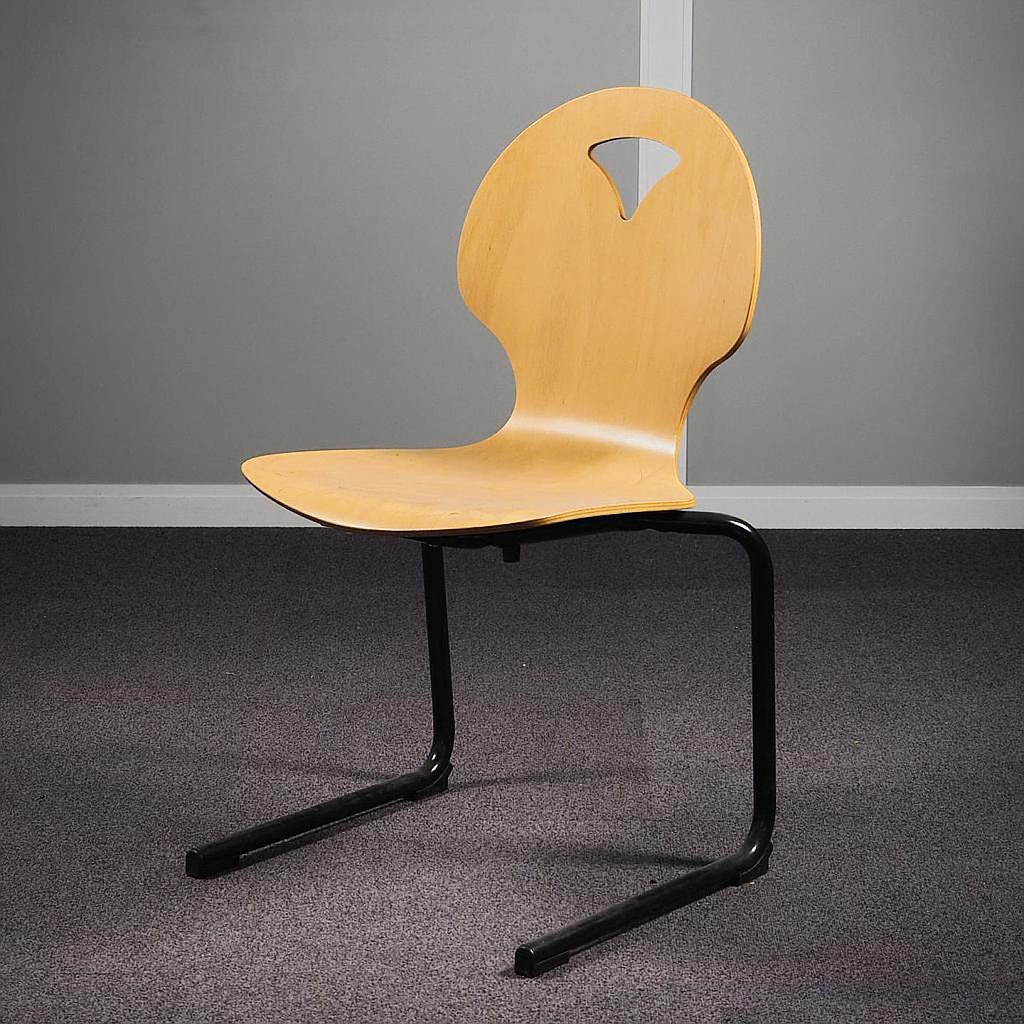 Stackable plywood chair by Metafox