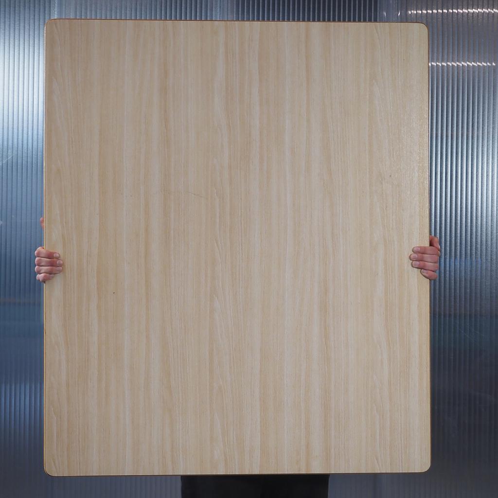 Laminated particle board with solid wood edge (100 x 85 cm)