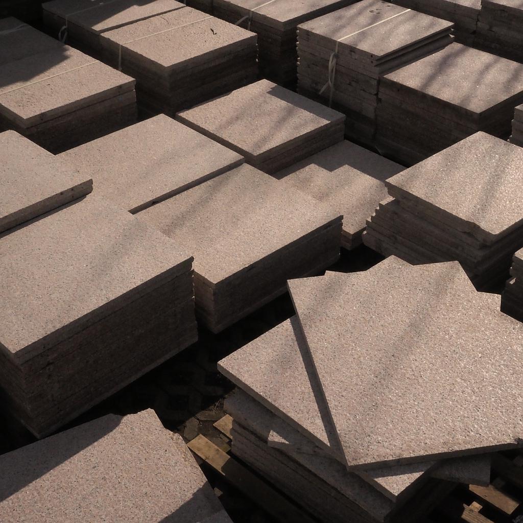 [999FLO827B] Pink granite slabs (B-quality) - Only available in our physical shop