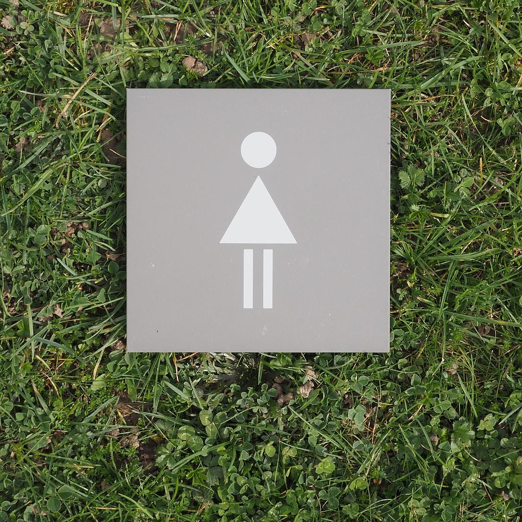 [220HAR002] Toilet signage in aluminum (15 x 15 cm)