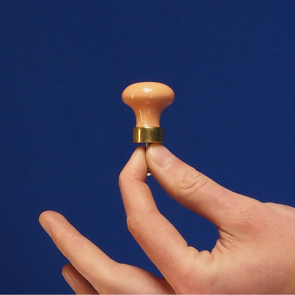 [999HAR1033] Cabinet knob in salmon pink porcelain and brass