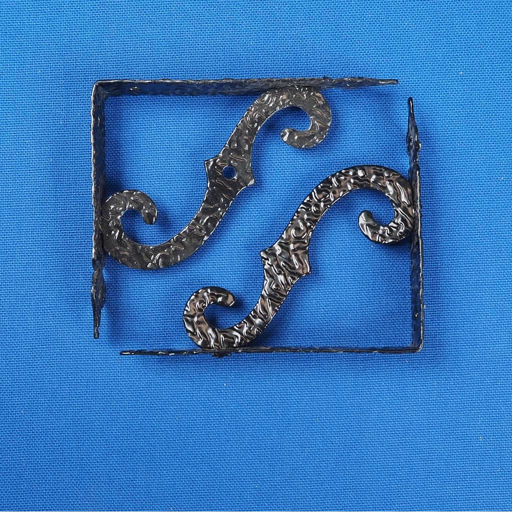 [999HAR1039] Pair of shelf brackets in wrought iron (10 cm x 8,5 cm)