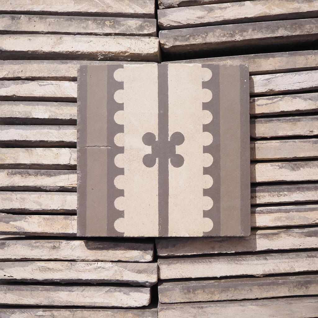 [999FLO1022] Ceramic tile by 'Boch Freres Maubeuge' - Only available in our physical shop
