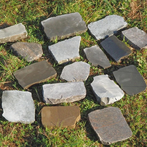 [999FLO927] Reclaimed cobble caps - Only available in our physical shop (sold per piece)
