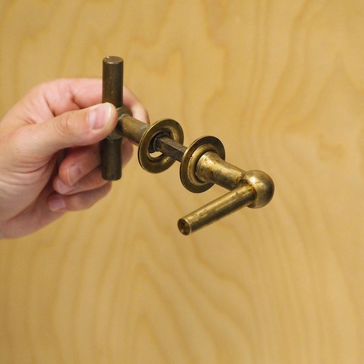 [999HAR1078] Door handle 'Railway' in solid brass with rosettes