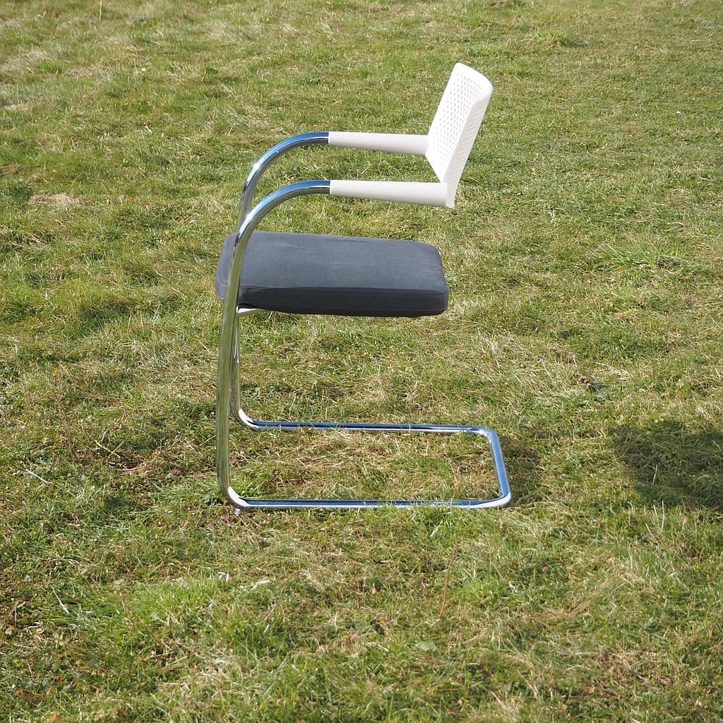 Cantilever armchair 'Visavis' by Antonio Citterio for Vitra