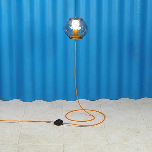 [999LIG1304] Ceiling-to-floor light 'Christelle' with foot switch