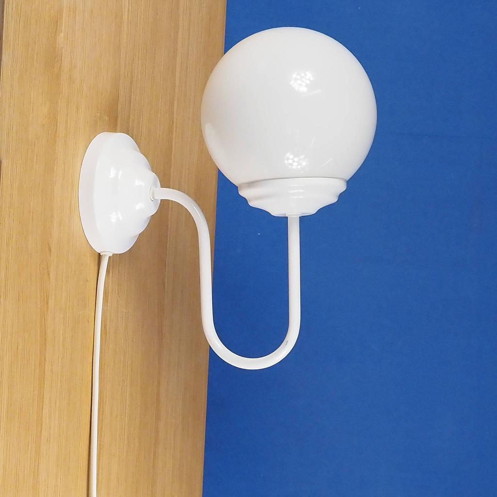 Wall sconce in white enameled steel by Elco Lite (ca. 1970)