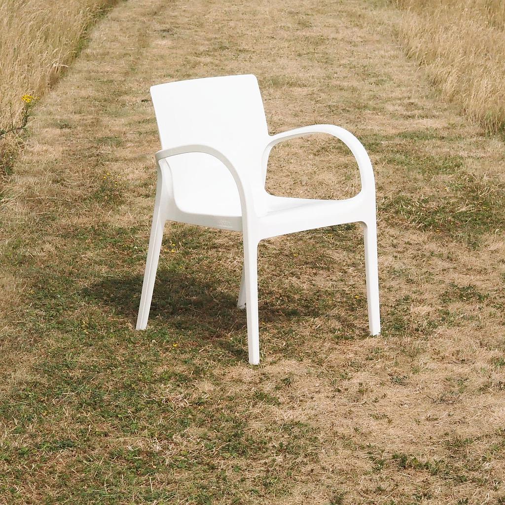 Stackable armchair 'Dejavu' in polycarbonate by Siesta