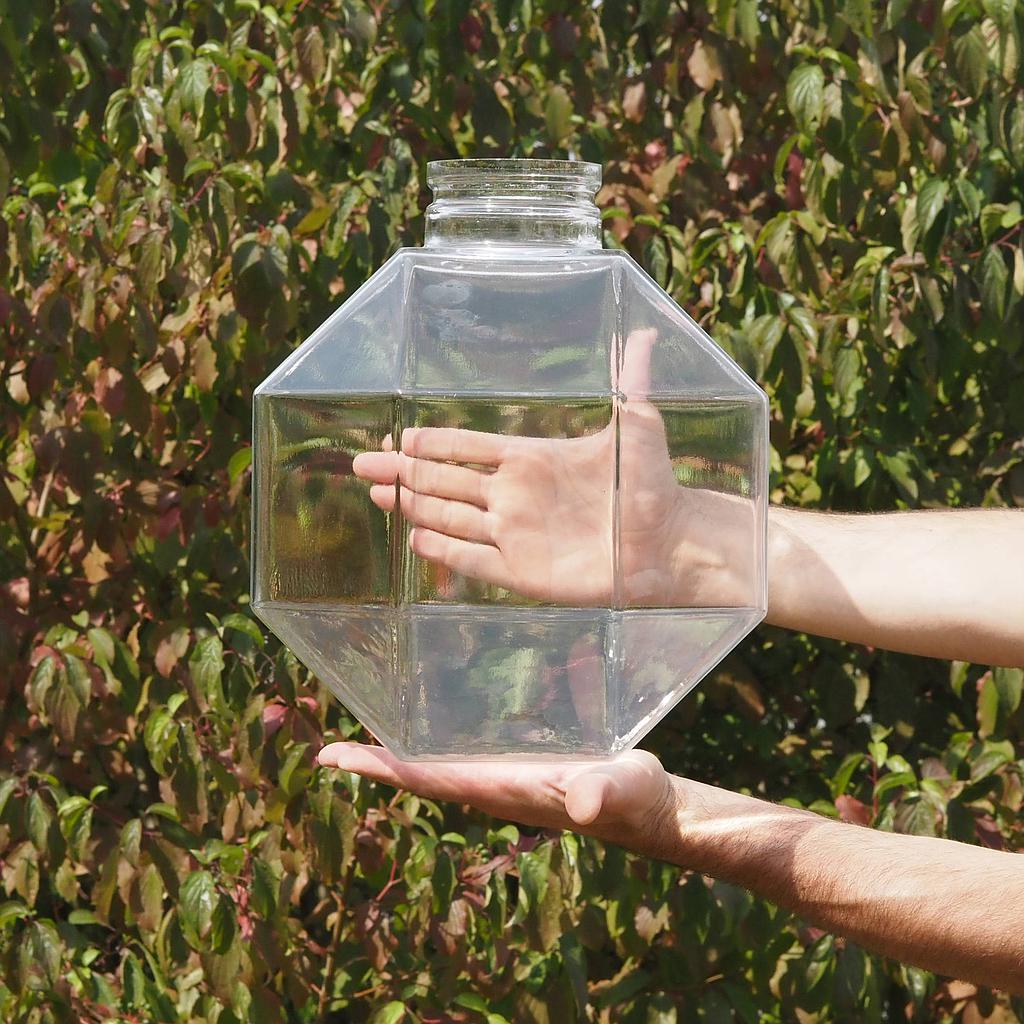 Rhombicuboctahedron in glass (30 x 30 cm)