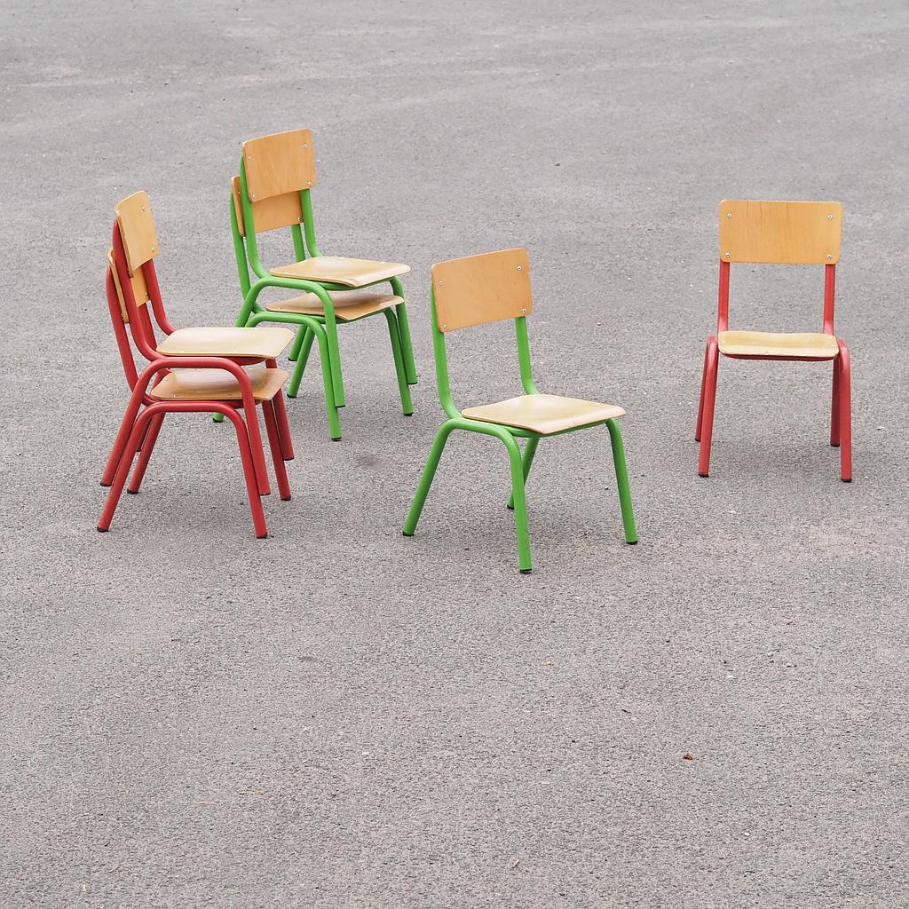 Stackable school chair with tubular steel legs (various colors)