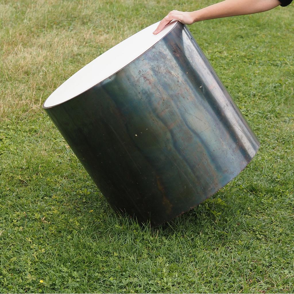 Coffee table on castors by Christophe Gevers from the Générale de Banque (ø 60 cm)