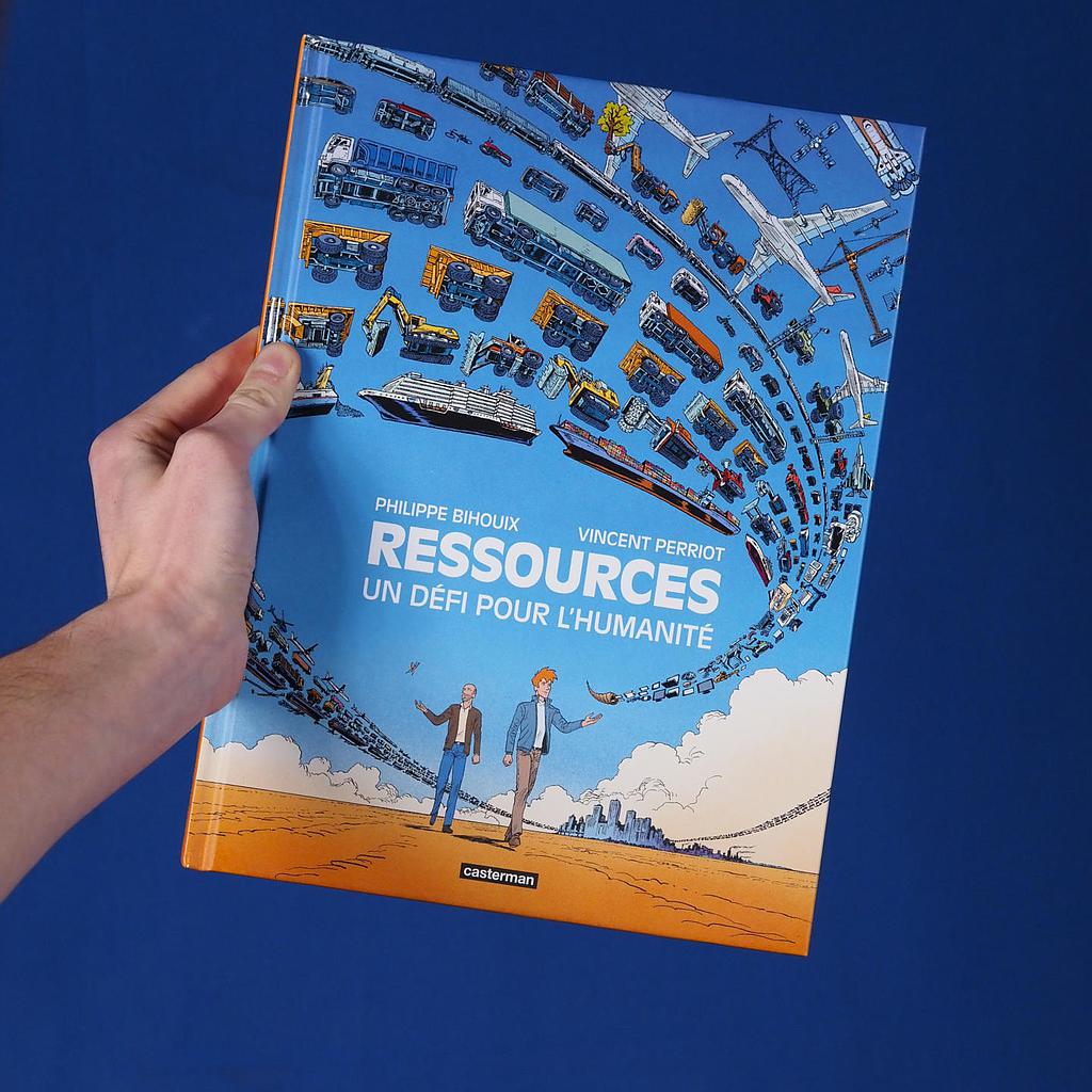 Book 'Ressources' by Vincent Perriot &amp; Philippe Bihouix