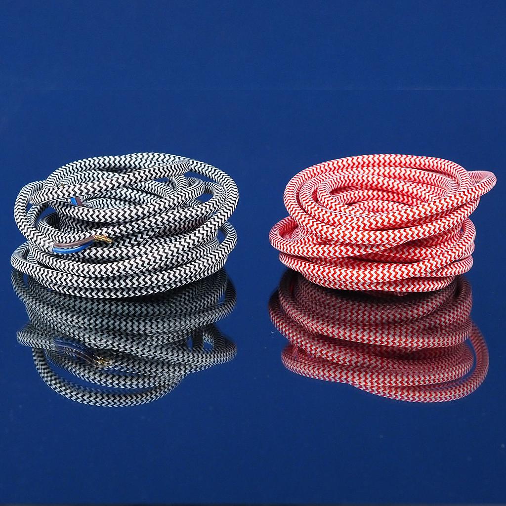 Electrical textile cable 'Zebra' by Belucca (500 cm) - Red or white