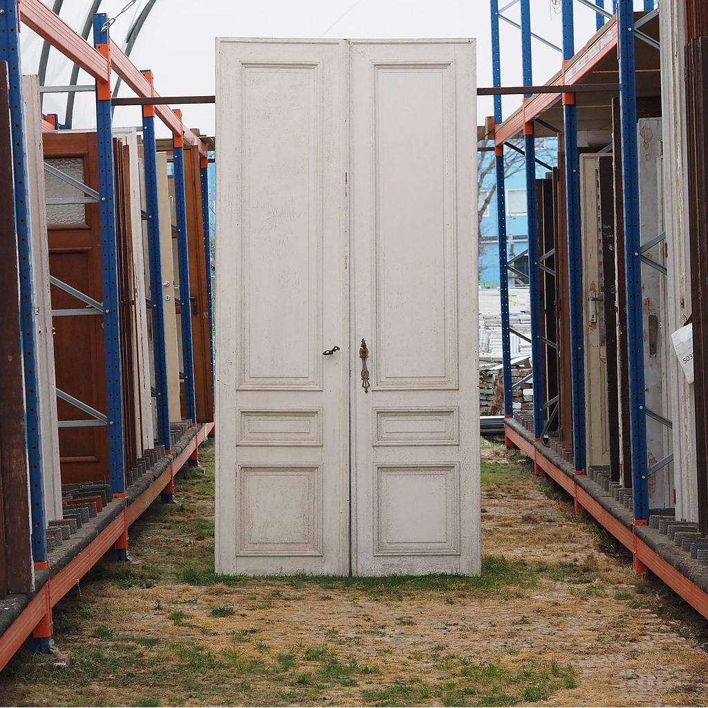 Double door in painted solid wood (H. 293,5 cm x W. 142 cm) - Right