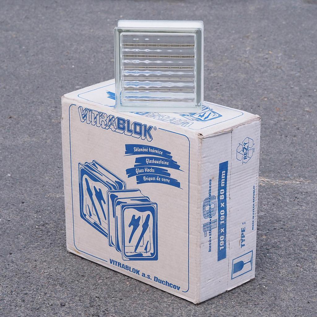 Textured glass brick by Vitrablok (19 x 19 x 8 cm)