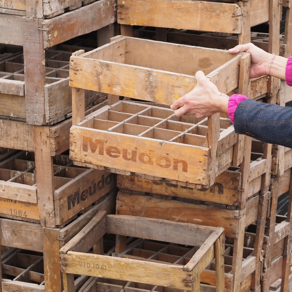[999OBJ175] Wooden crate 'Meudon' from the Brasserie de la Marine (ca. 1960)