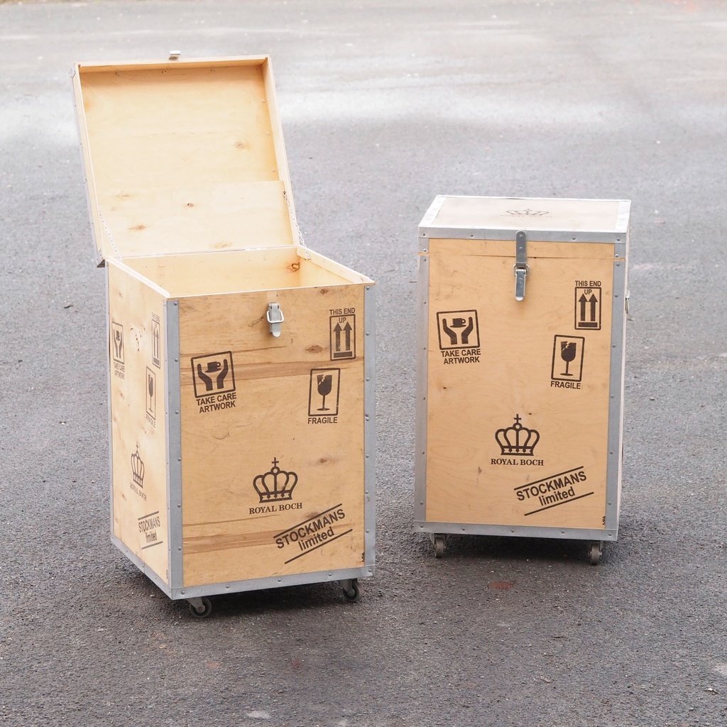 [999OBJ177] Wooden box 'Stockmans' from Royal Boch - Square